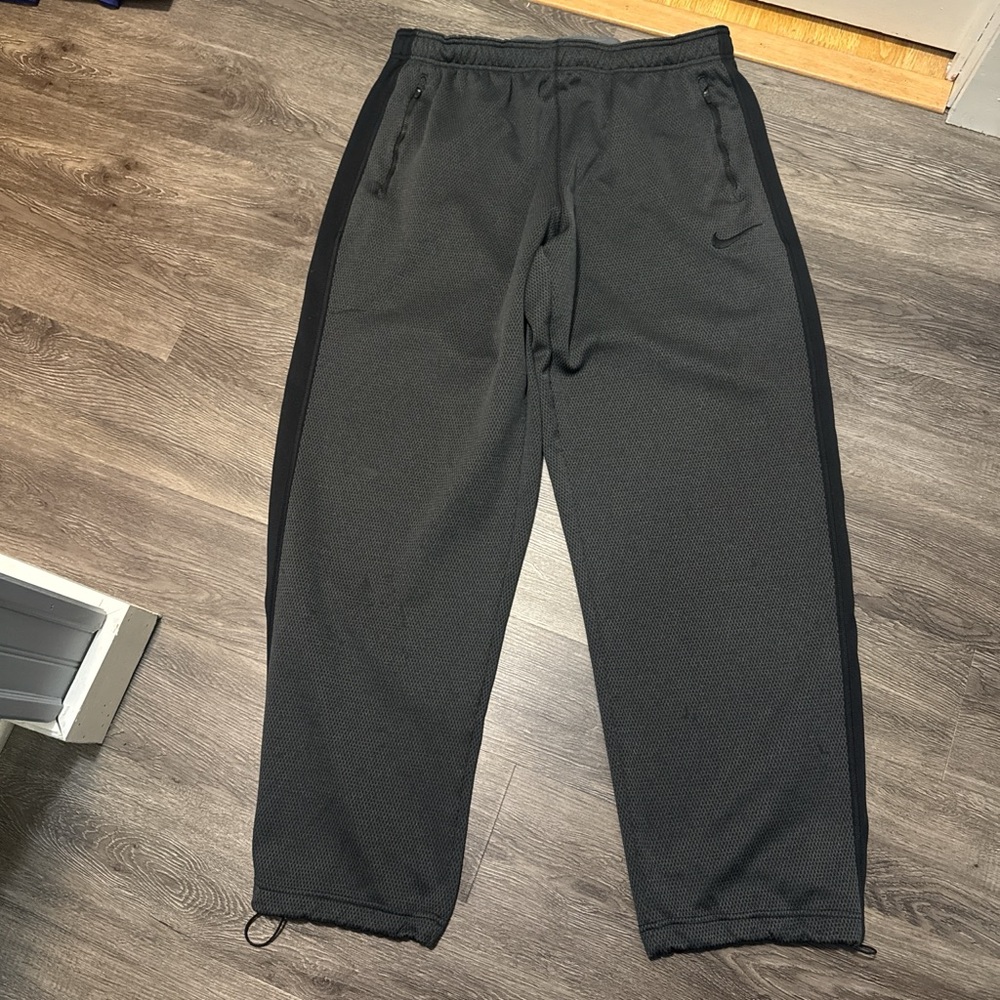 Nike Therma Fit Sweats